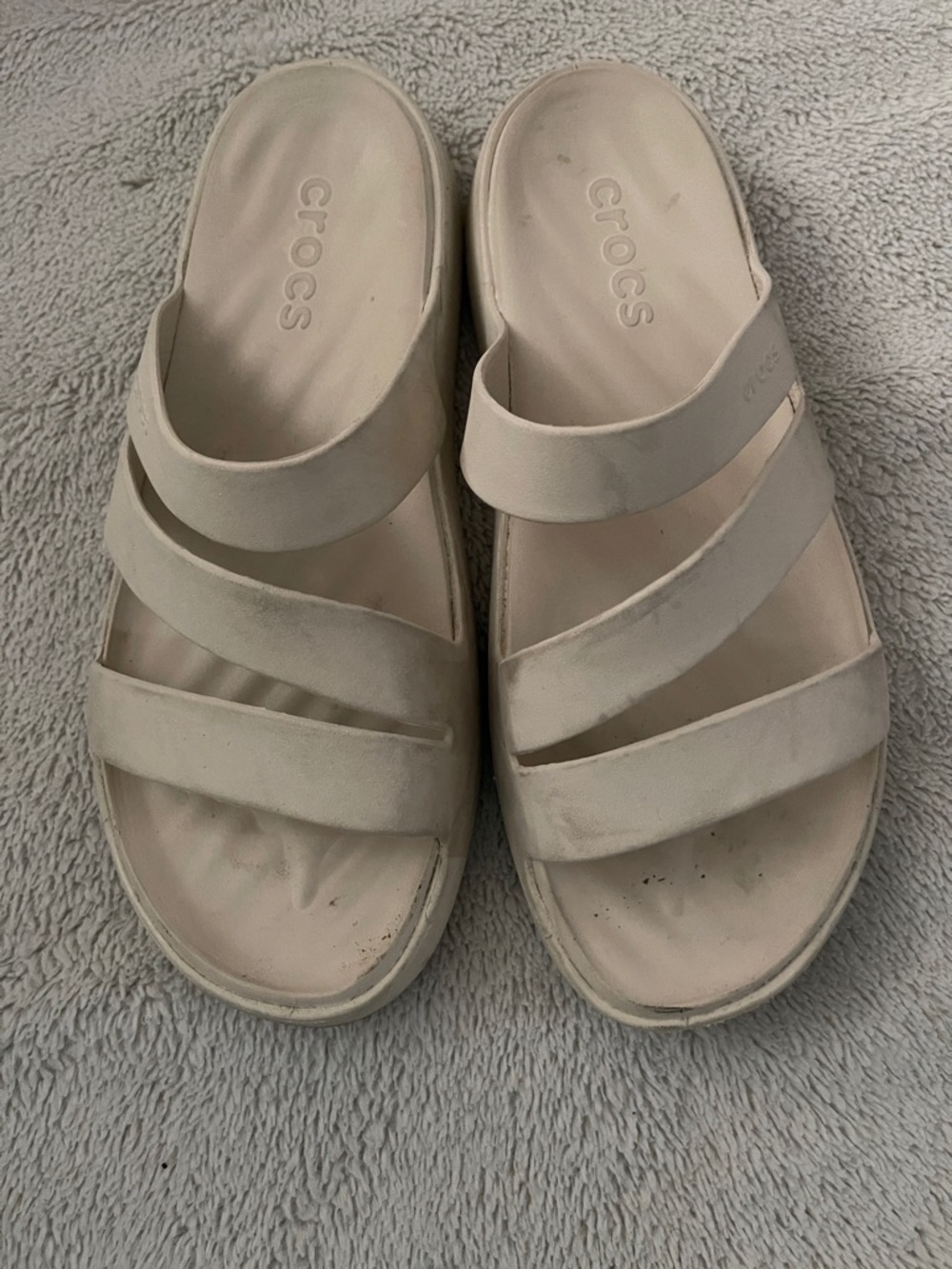 CROCS Women’s Triple-Strap Slide Sandals in Beige Women’s 9